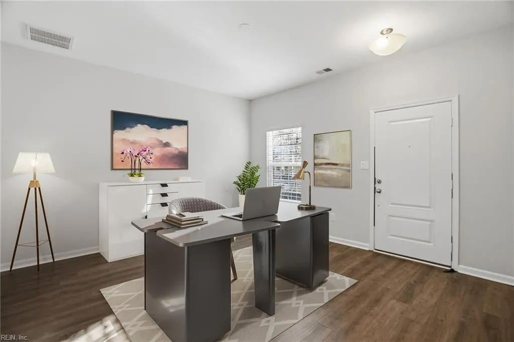 Virginia Beach, Virginia 23456, United States, 2 Bedrooms Bedrooms, ,3 BathroomsBathrooms,Residential,Active,256312