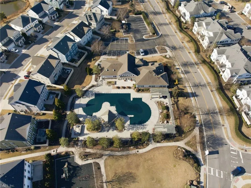 Virginia Beach, Virginia 23456, United States, 2 Bedrooms Bedrooms, ,3 BathroomsBathrooms,Residential,Active,256312