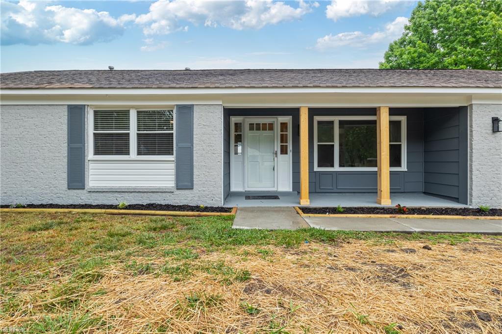 4470 Hialeah DR