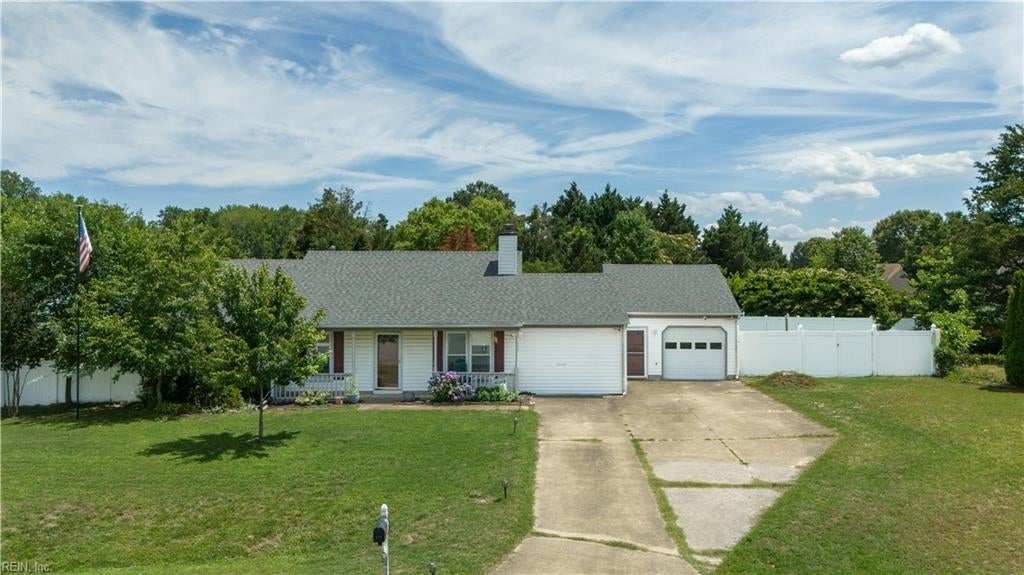 Photo of 879 Maple Court, Smithfield, VA 23430 (MLS # 10640718)