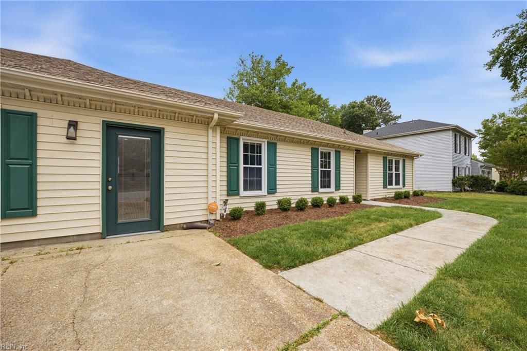 Photo of 2252 Newstead Drive, Virginia Beach, VA 23454 (MLS # 10634431)