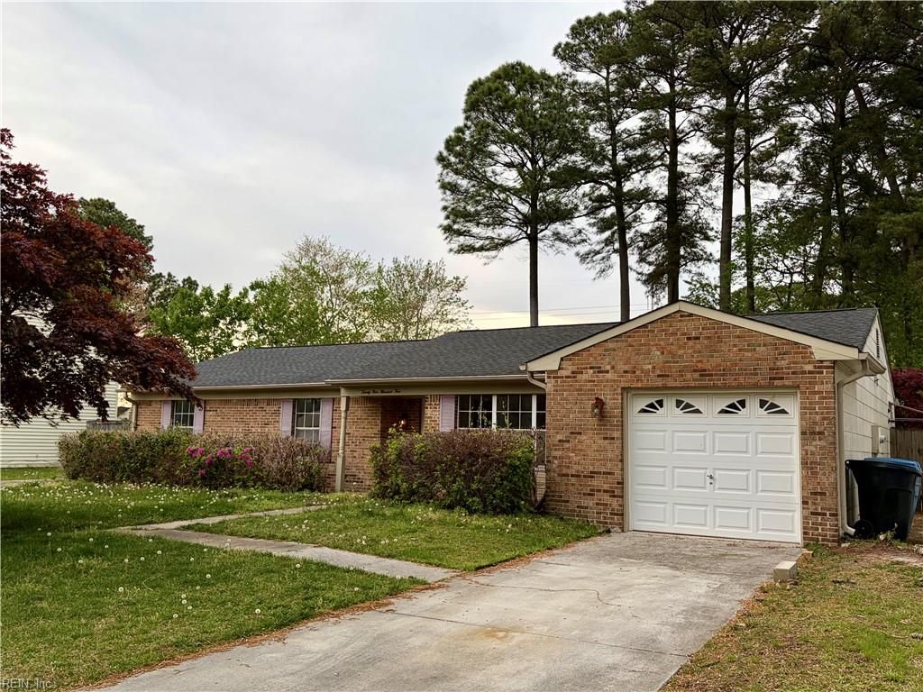 Photo of 2904 Augusta Circle, Virginia Beach, VA 23453 (MLS # 10628664)