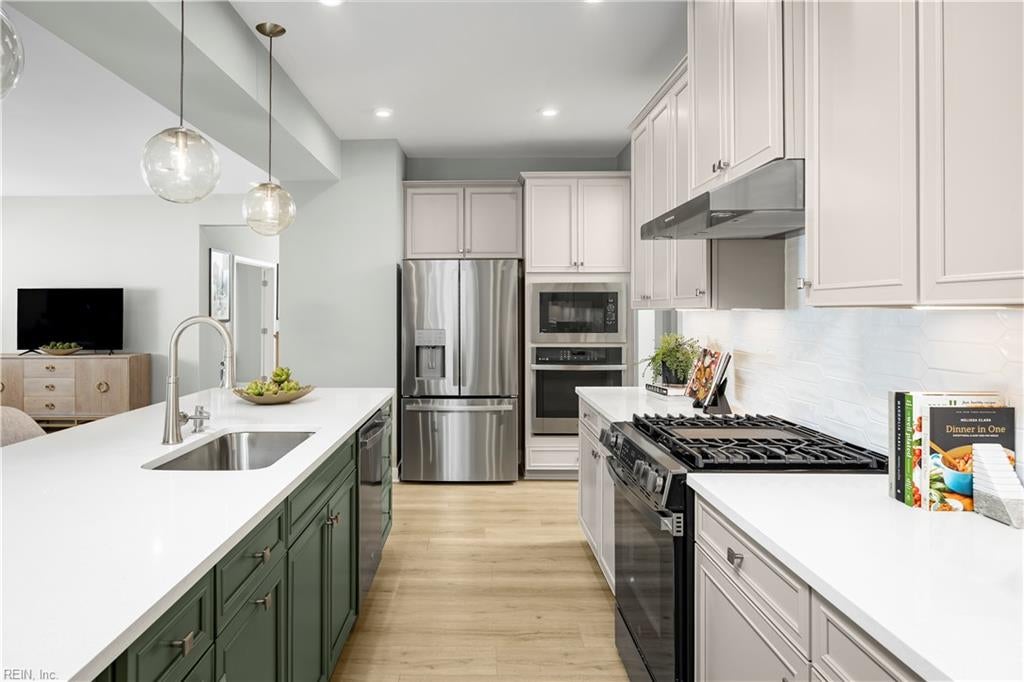 Photo of 212 Tinker Street, Chesapeake, VA 23322 (MLS # 10653918)