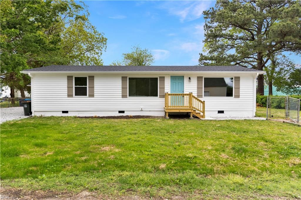 Photo of 1256 Poquoson Avenue, Poquoson, VA 23662 (MLS # 10645012)