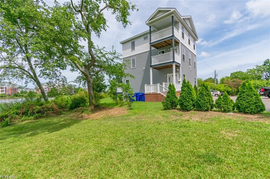 Photo of 5007 Killam Avenue, Norfolk, VA 23508 (MLS # 10612825)