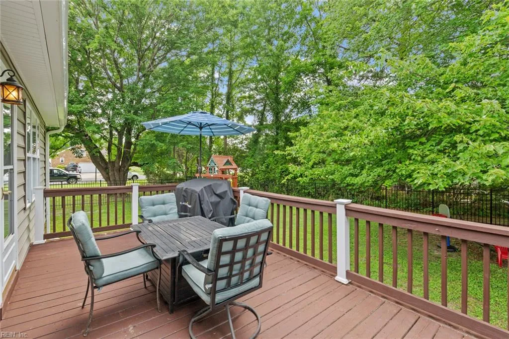 Carrollton, Virginia 23314, United States, 4 Bedrooms Bedrooms, ,3 BathroomsBathrooms,Residential,Active,152258