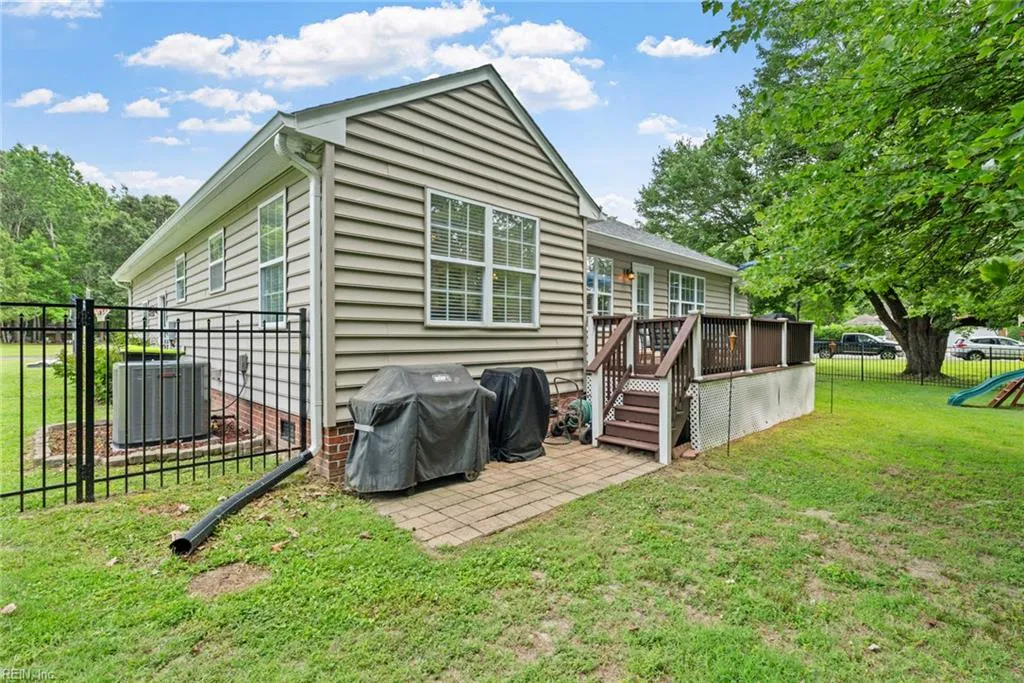 Carrollton, Virginia 23314, United States, 4 Bedrooms Bedrooms, ,3 BathroomsBathrooms,Residential,Active,152258