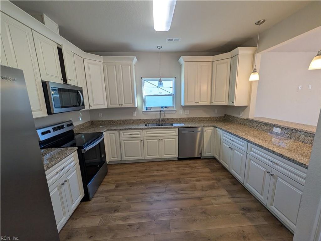 Photo of 901 Railroad Avenue, Suffolk, VA 23434 (MLS # 10613299)