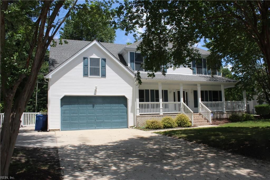 Photo of 718 Beckley Lane, Chesapeake, VA 23322 (MLS # 10616902)