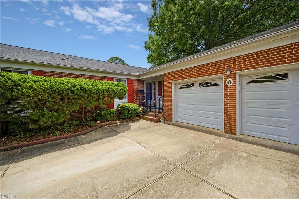 Photo of 6 Redman Court, Hampton, VA 23669 (MLS # 10639226)