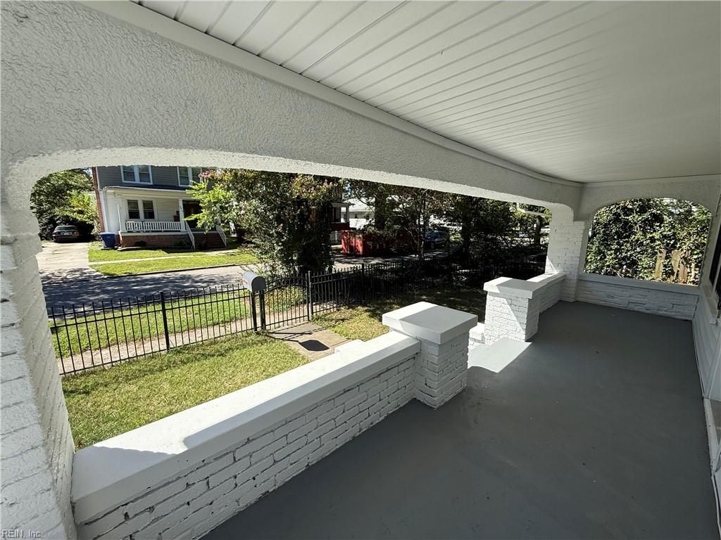 Photo of 3018 Lorraine Avenue, Norfolk, VA 23509 (MLS # 10616037)