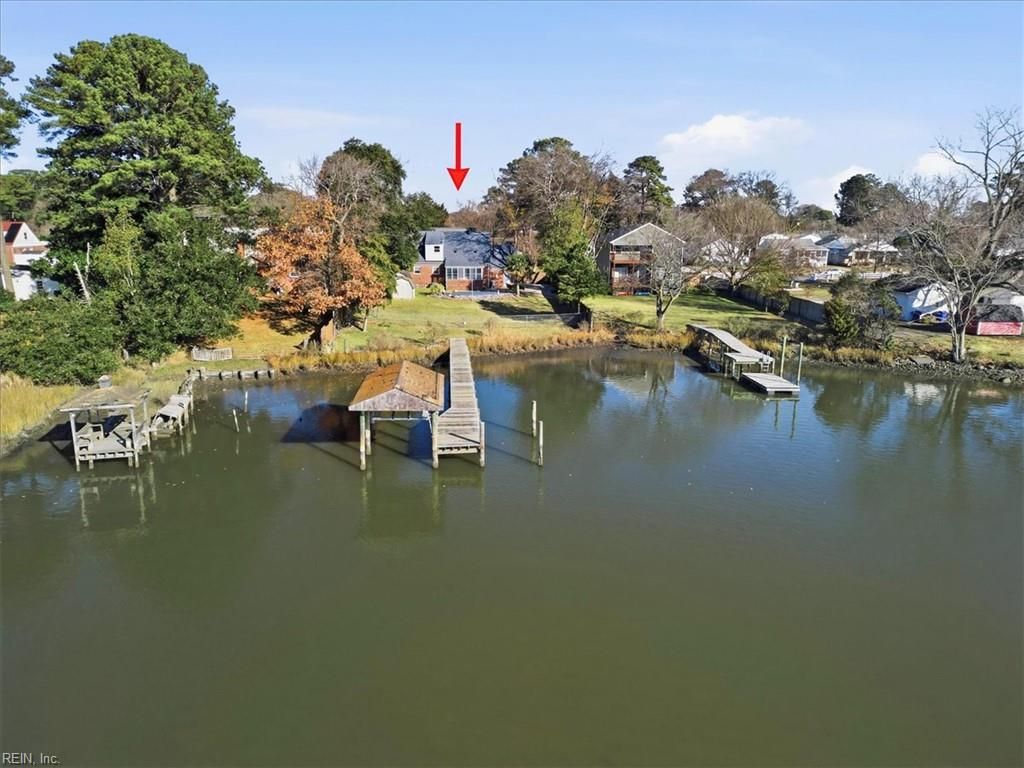 Photo of 601 Roland Drive, Norfolk, VA 23509 (MLS # 10613511)