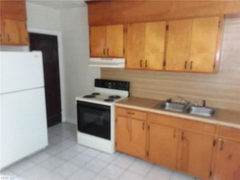 Photo of 2811 Colonial Avenue #A4, Norfolk, VA 23508 (MLS # 10625823)