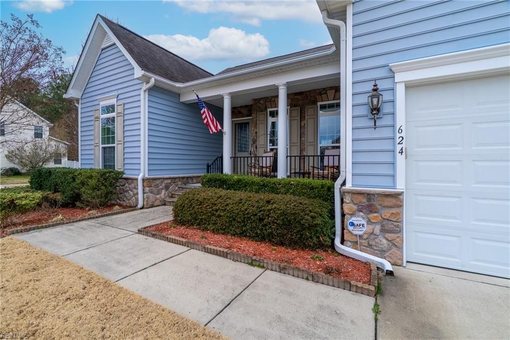 Photo of 624 Appalachian Court, Chesapeake, VA 23320 (MLS # 10621354)