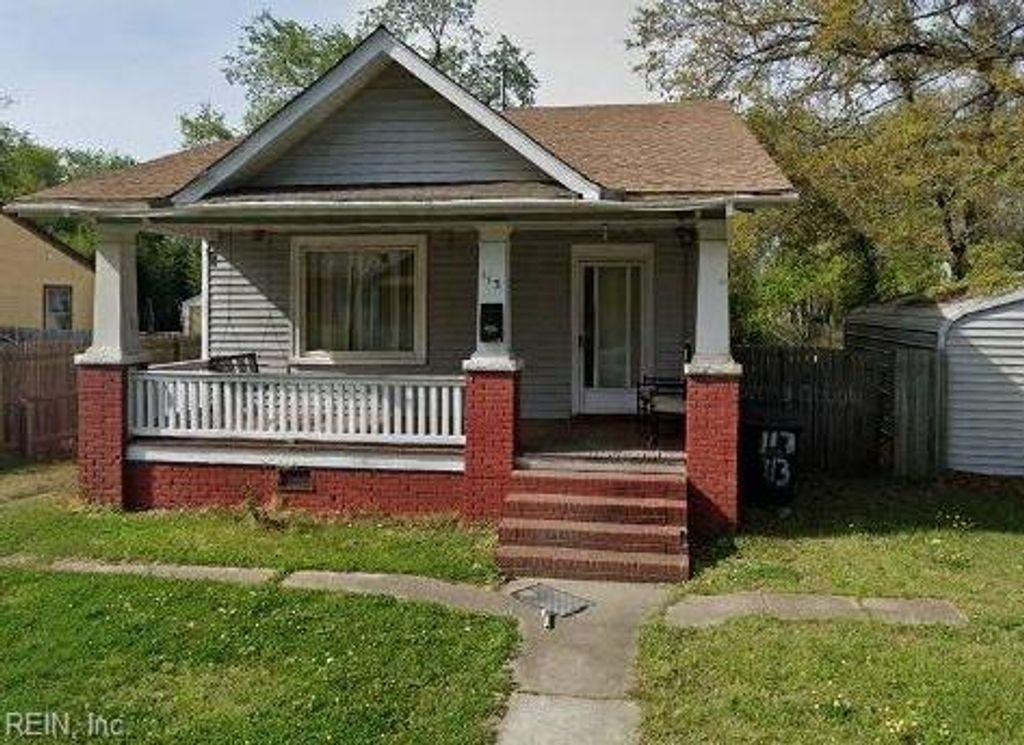 Photo of 113 Baldwin Avenue, Portsmouth, VA 23702 (MLS # 10619518)