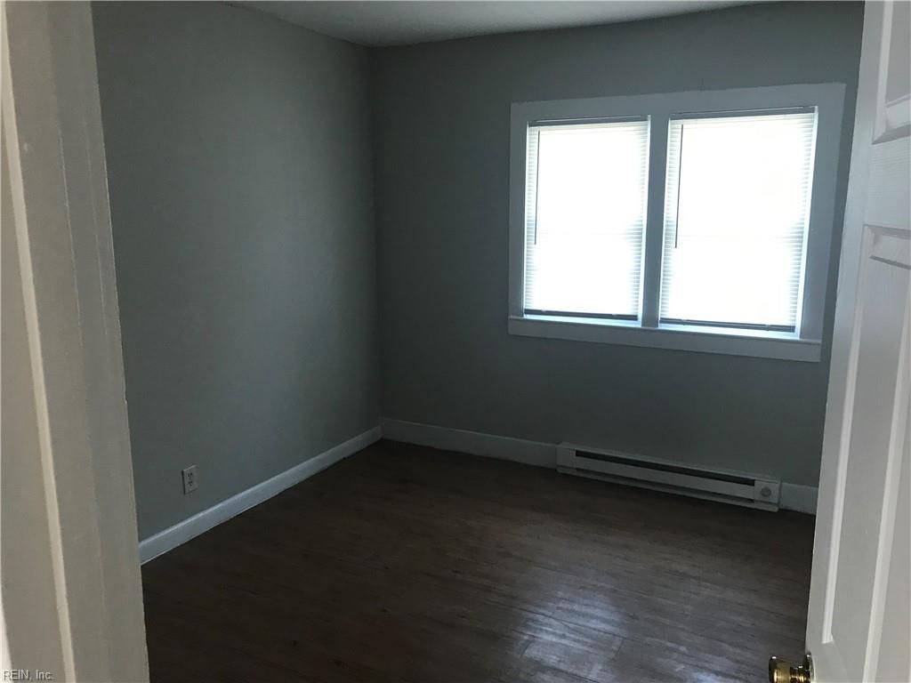 Photo of 908 Old Williamsburg Road #7, Yorktown, VA 23690 (MLS # 10627245)