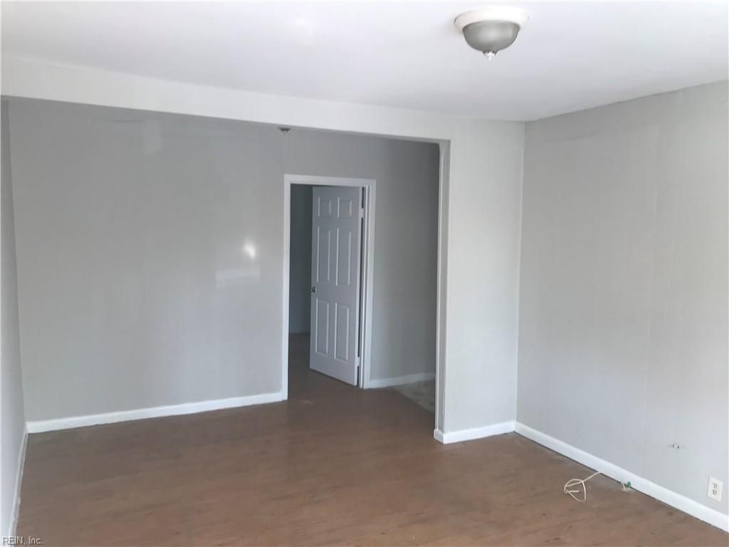 Photo of 908 Old Williamsburg Road #7, Yorktown, VA 23690 (MLS # 10627245)