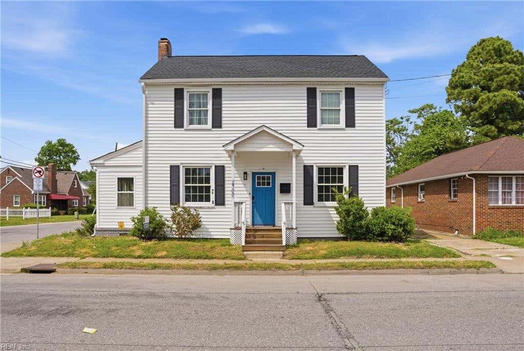 Photo of 2700 E Virginia Beach Boulevard, Norfolk, VA 23504 (MLS # 10645020)