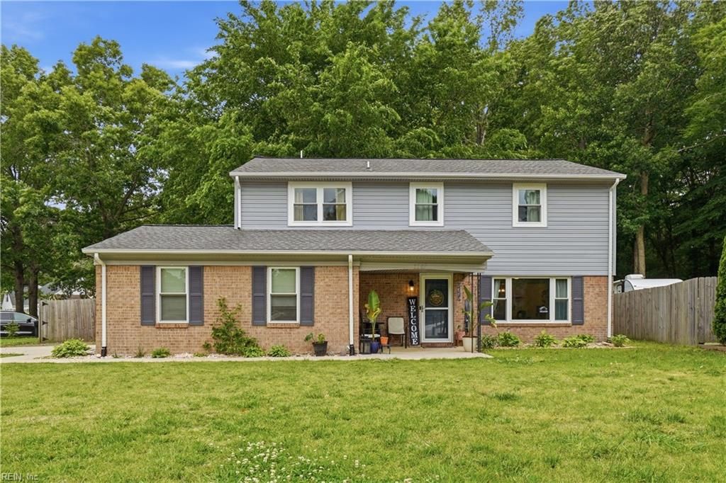 Photo of 1705 Lolly Circle, Virginia Beach, VA 23453 (MLS # 10634415)