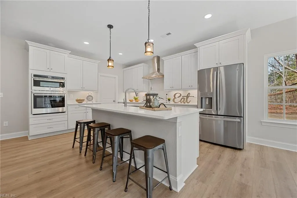 Smithfield, Virginia 23430, United States, 4 Bedrooms Bedrooms, ,3 BathroomsBathrooms,Residential,Pending,76891