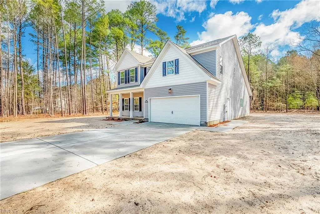 Smithfield, Virginia 23430, United States, 4 Bedrooms Bedrooms, ,3 BathroomsBathrooms,Residential,Pending,76891