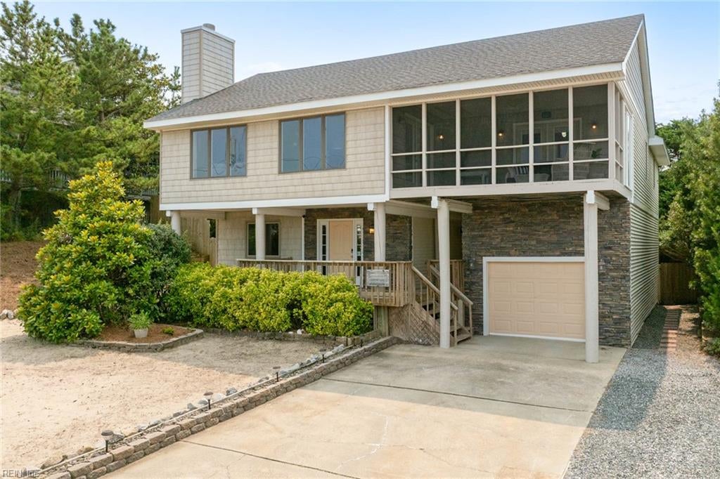 Photo of 2581 Sandpiper Road, Virginia Beach, VA 23456 (MLS # 10644790)