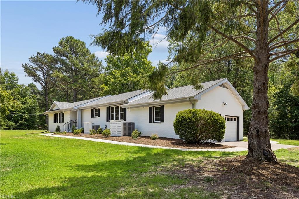 Photo of 6295 Ark Road, Gloucester, VA 23061 (MLS # 10642103)