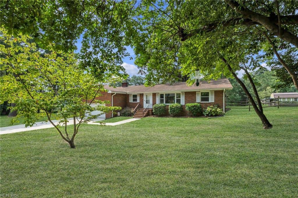 Photo of 3901 Wedgewood Drive, Chesapeake, VA 23321 (MLS # 10646325)