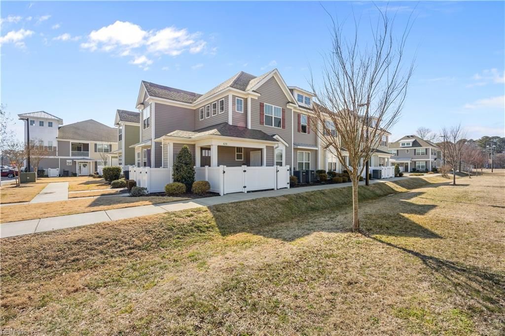 Photo of 820 Celia Court, Hampton, VA 23666 (MLS # 10634268)