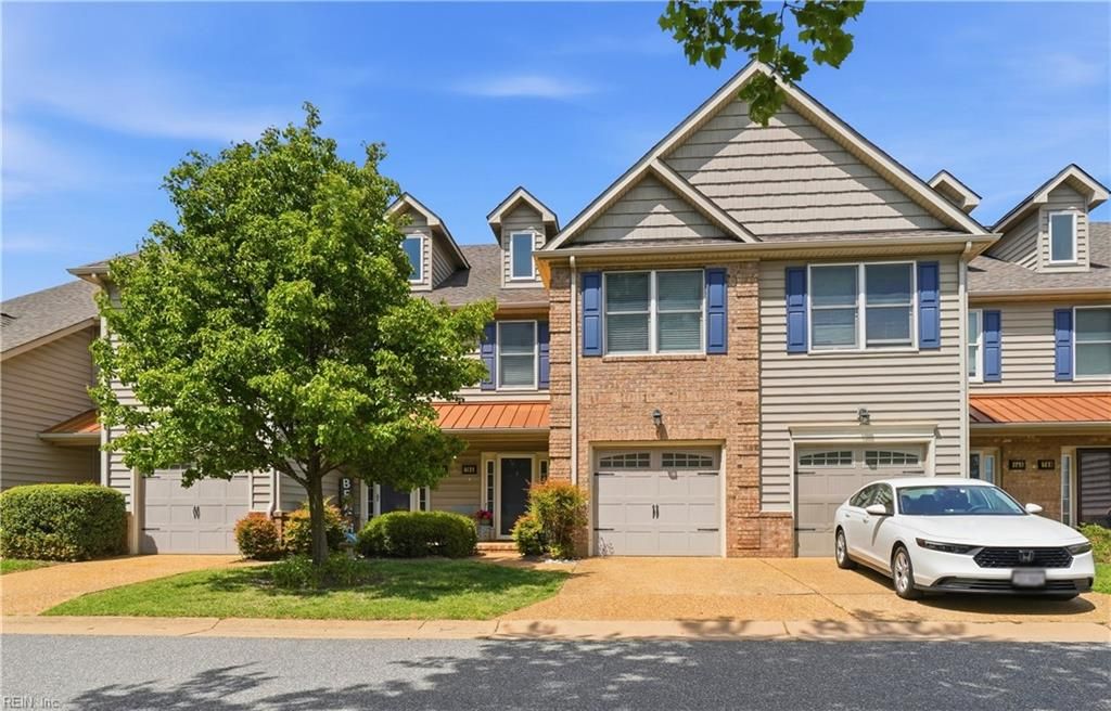 Photo of 705 Charthouse Circle, Hampton, VA 23664 (MLS # 10629924)