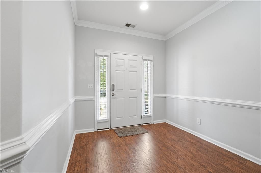 Photo of 705 Charthouse Circle, Hampton, VA 23664 (MLS # 10629924)