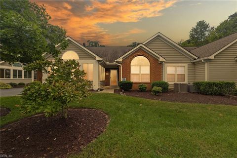 Photo of 410 Timberline Loop, Yorktown, VA 23692 (MLS # 10605445)