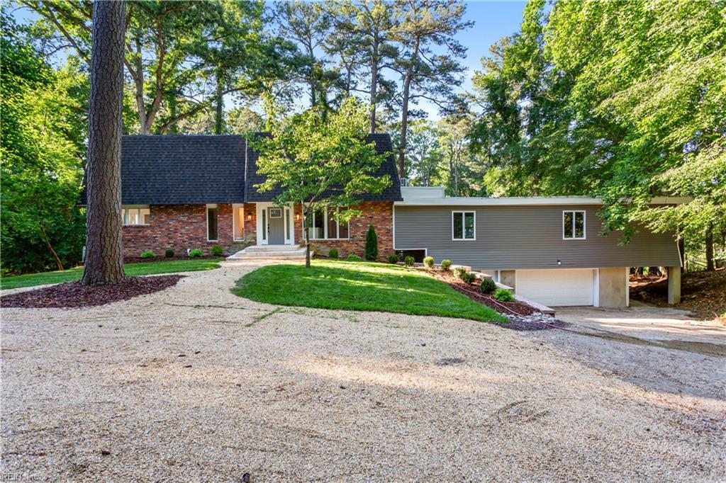 13 Saint Francis DR