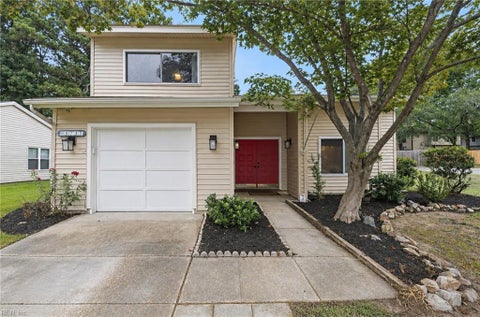 Photo of 513 Great Park Drive, Newport News, VA 23608 (MLS # 10655022)