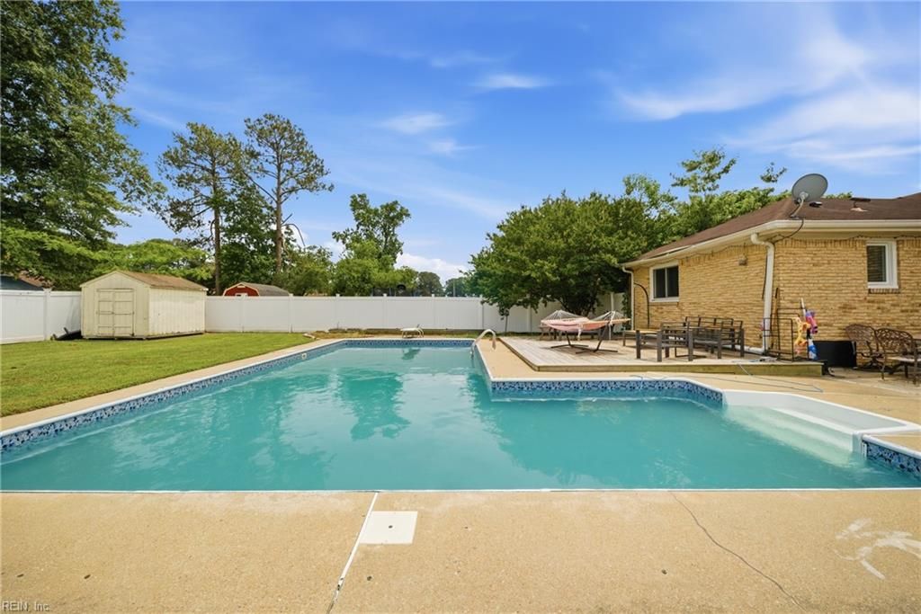 Photo of 4409 Schoolhouse Path, Portsmouth, VA 23703 (MLS # 10636013)