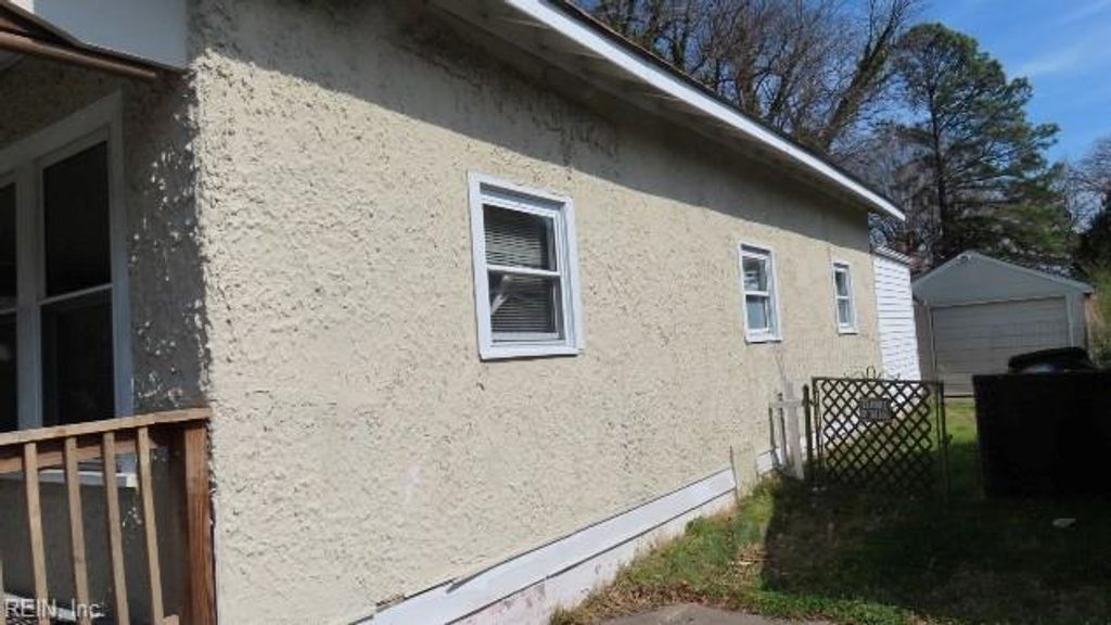 Photo of 2532 Ballentine Boulevard, Norfolk, VA 23509 (MLS # 10625572)