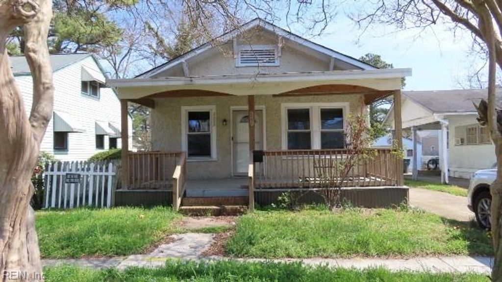 Photo of 2532 Ballentine Boulevard, Norfolk, VA 23509 (MLS # 10625572)