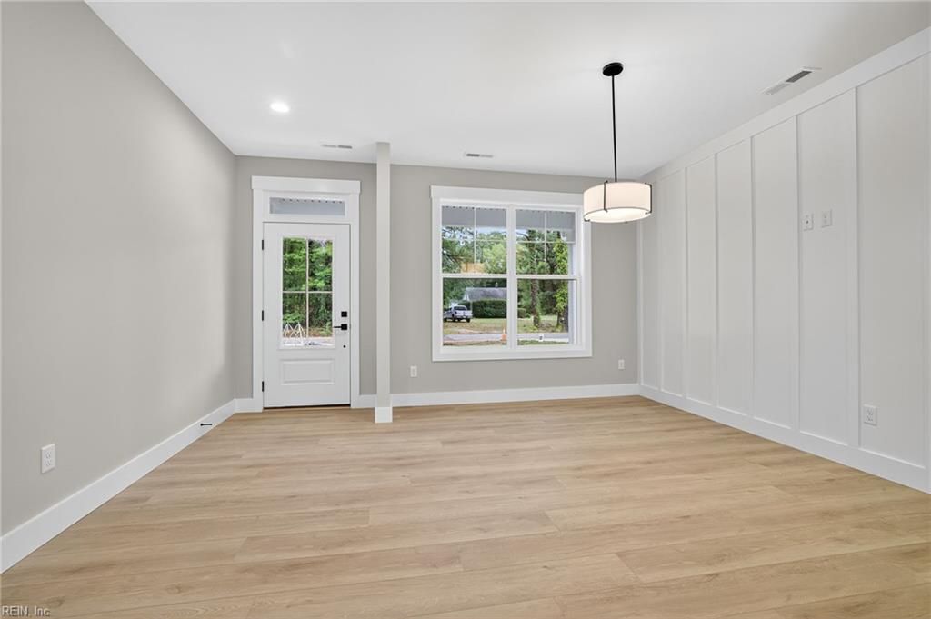 Photo of 1227 Prosperity Road, Virginia Beach, VA 23451 (MLS # 10615605)