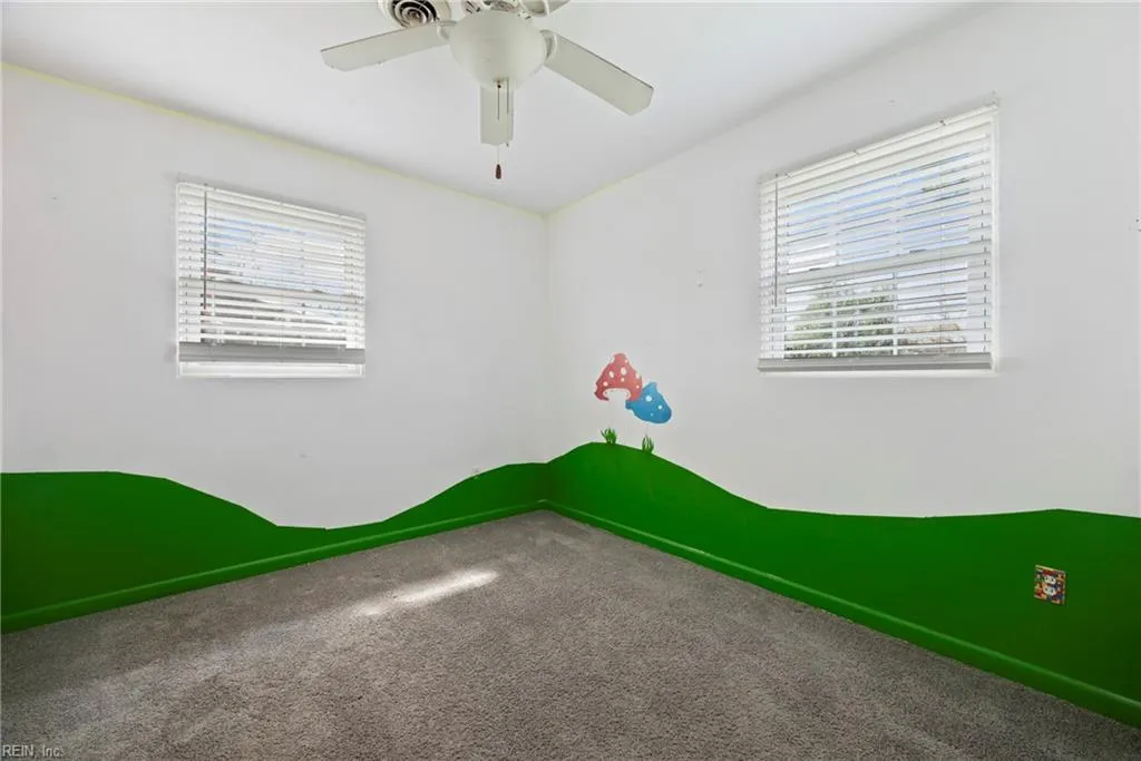 Hampton, Virginia 23669, United States, 4 Bedrooms Bedrooms, ,3 BathroomsBathrooms,Residential,Active,87319