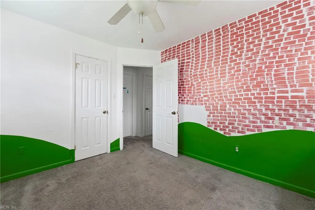 Hampton, Virginia 23669, United States, 4 Bedrooms Bedrooms, ,3 BathroomsBathrooms,Residential,Active,87319