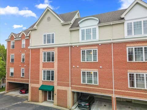 Photo for 955 Bolling Avenue 207