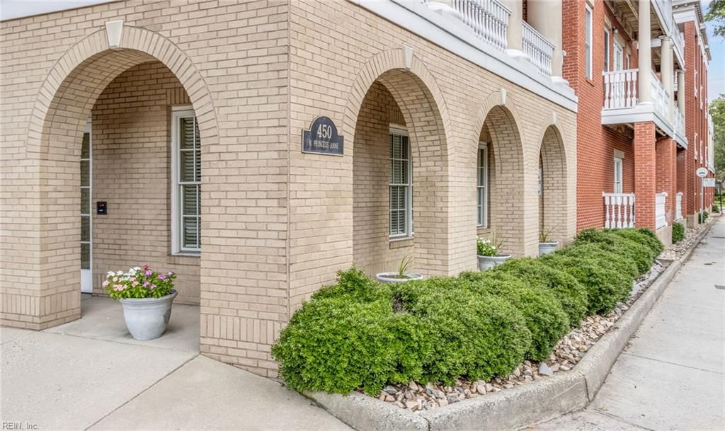 Photo of 450 W Princess Anne Road #206, Norfolk, VA 23517 (MLS # 10635817)