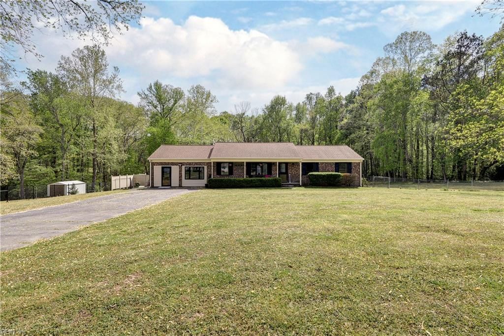 Photo of 113 Wilson Drive, Williamsburg, VA 23188 (MLS # 10634048)