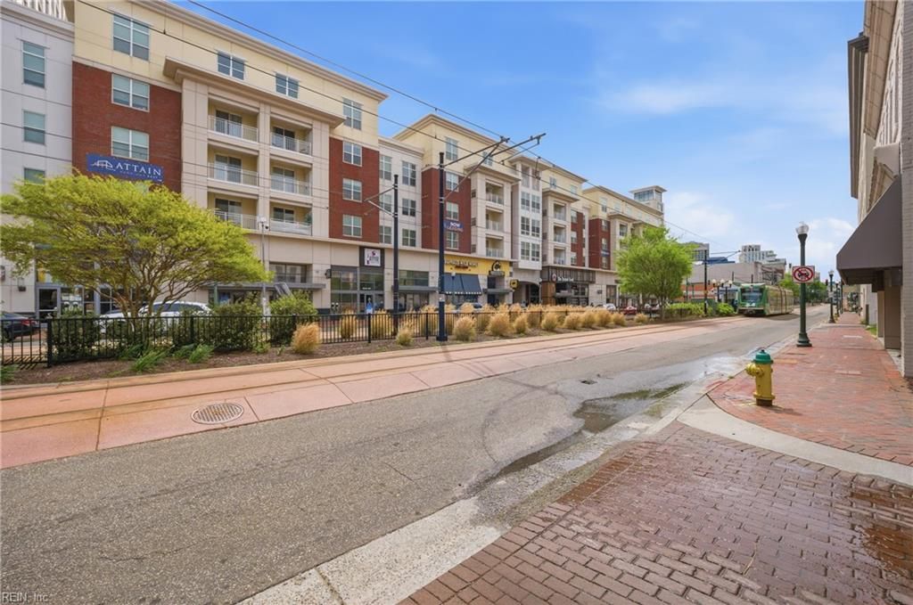 Photo of 435 Monticello Ave Ave #400A, Norfolk, VA 23510 (MLS # 10628947)