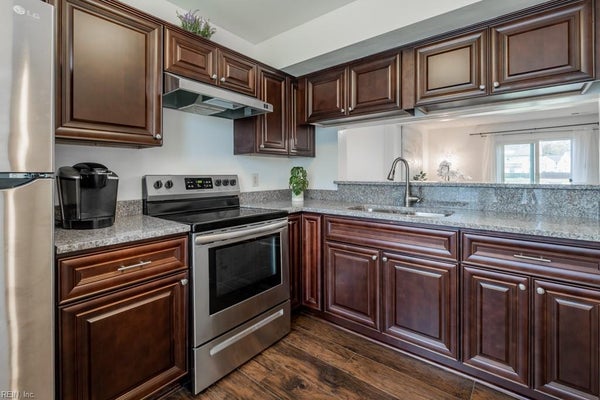 1443 SANGAREE CIR, VIRGINIA BEACH, VA 23464 - Image 2c1d06021feeed28c510ca68e25cdfdb/1633447989
