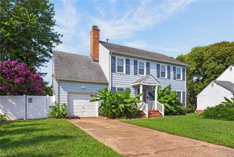 Photo of 955 Colleen Drive Drive, Newport News, VA 23608 (MLS # 10646220)