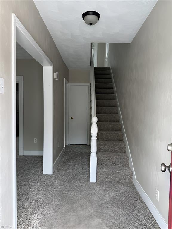 Photo of 2415 Hale Street, Norfolk, VA 23504 (MLS # 10651649)