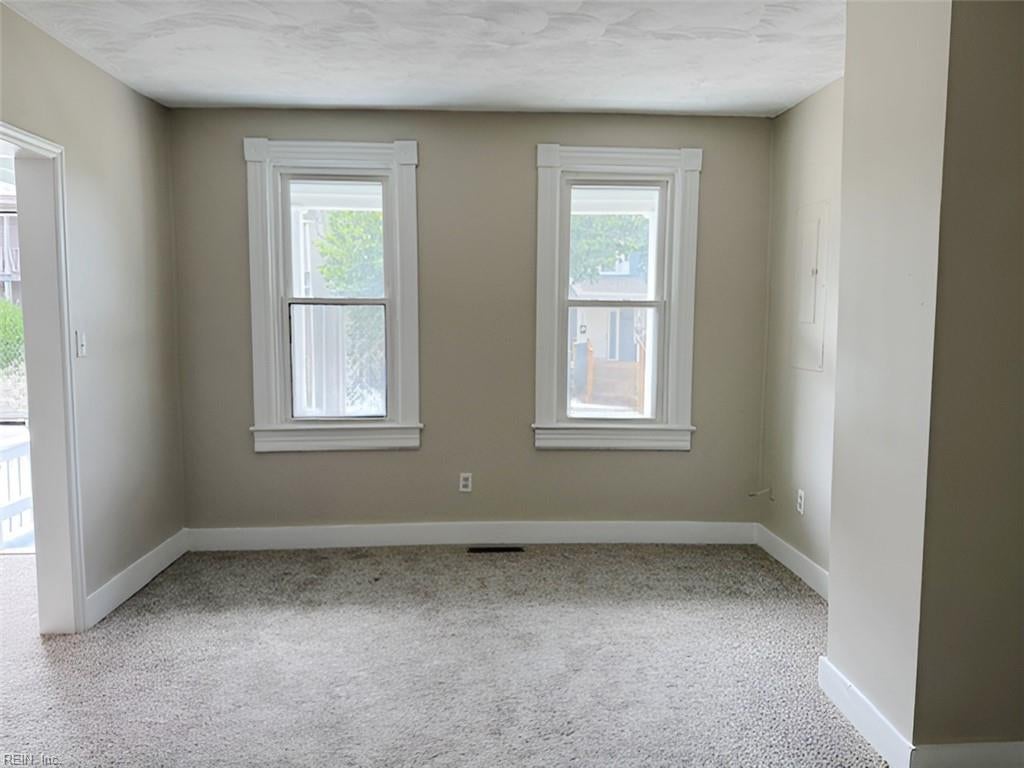 Photo of 2415 Hale Street, Norfolk, VA 23504 (MLS # 10651649)