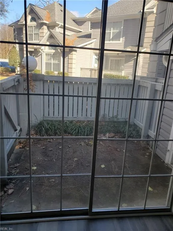 Chesapeake, Virginia 23320, United States, 1 Bedroom Bedrooms, ,1 BathroomBathrooms,Residential,Active,257363