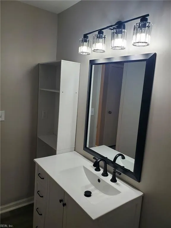 Chesapeake, Virginia 23320, United States, 1 Bedroom Bedrooms, ,1 BathroomBathrooms,Residential,Active,257363